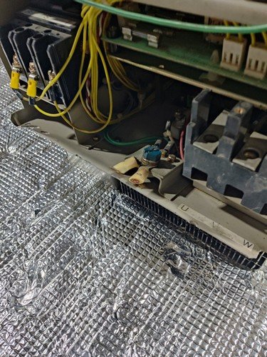 YASKAWA SPINDLE DRIVE 626vm3 CIMR-VMW20110-MXXD 20110 621209 Hurco BMC 40 - Image 6