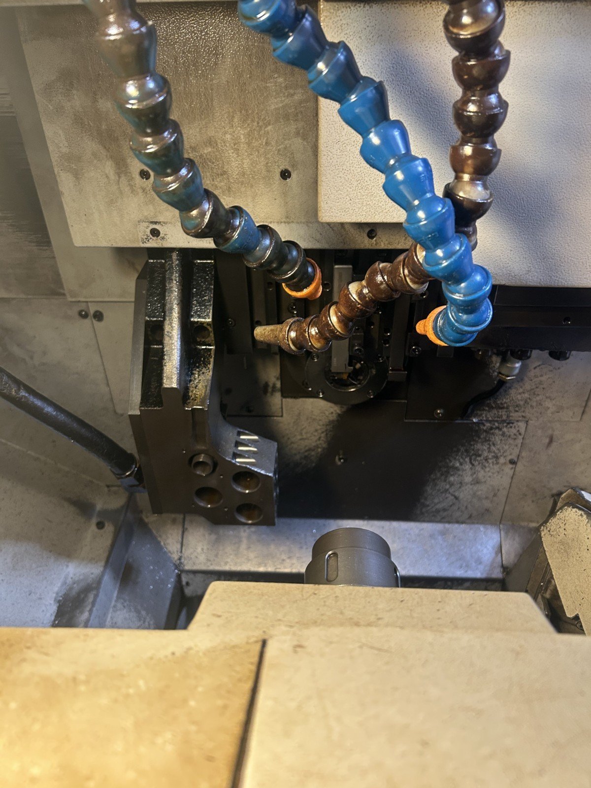 Citizen A20VIPL CNC Swiss Type Lathe, 2007 – Under Power, 12′ Bar feeder