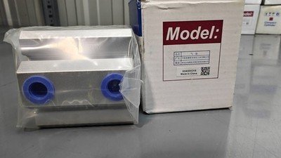 AirTAC SDA50X25S Cylinder New In Box