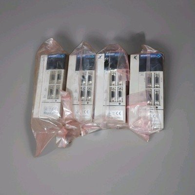 Mitsubishi MR-J2S-40A AC Servo Drive 400 W MRJ2S40A Condition Unknown (Lot Of 4)