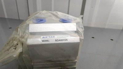 New AirTAC SDA50X25 Compact Cylinder 50mm Bore 25mm Stroke USA Stock