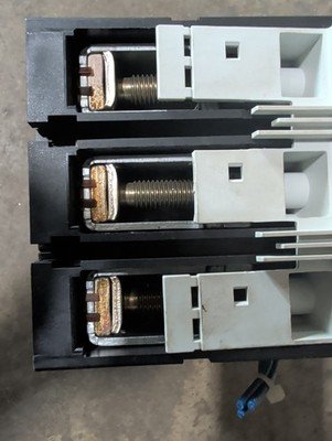 Moeller nzm7-125s-NA Circuit Breaker - Image 3