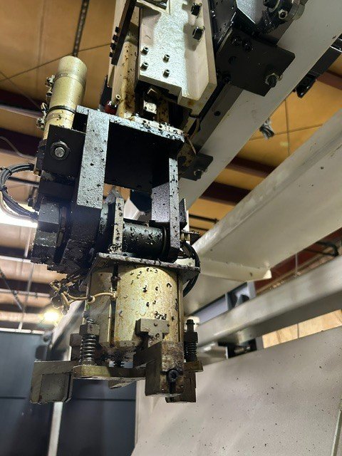 Okuma LB-3000EXII CNC Lathe, 2018 – Y Axis, Sub Spindle, OGL-10 Gantry Loader