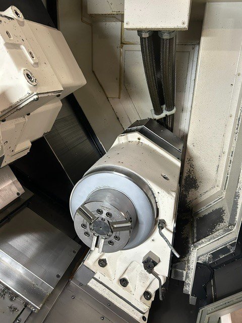Okuma LB-3000EXII CNC Lathe, 2018 – Y Axis, Sub Spindle, OGL-10 Gantry Loader