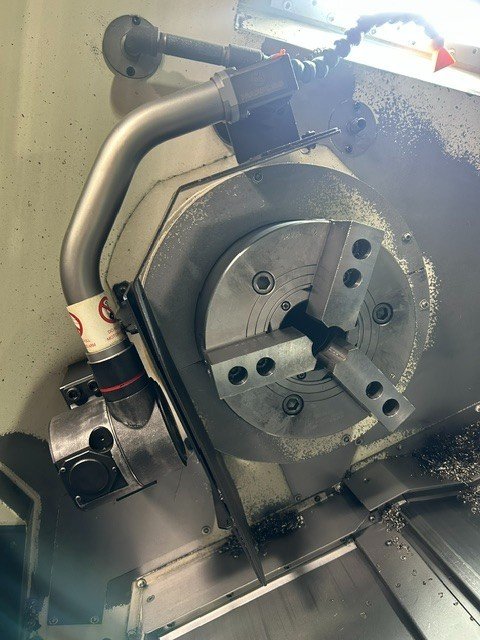 Okuma LB-3000EXII CNC Lathe, 2018 – Y Axis, Sub Spindle, OGL-10 Gantry Loader