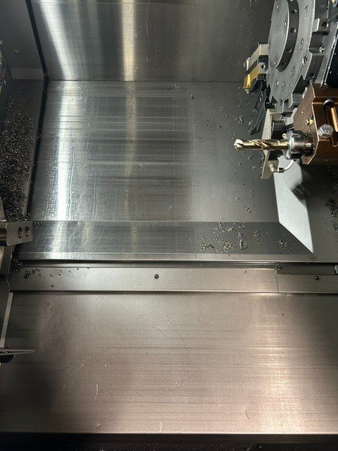 Okuma LB-3000EXII CNC Lathe, 2018 – Y Axis, Sub Spindle, OGL-10 Gantry Loader