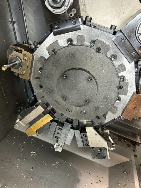 Okuma LB-3000EXII CNC Lathe, 2018 – Y Axis, Sub Spindle, OGL-10 Gantry Loader