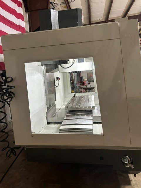 Haas VF-5 VMC, 2012 - Renishaw Probing System, TSC, 4th Axis, Rigid Tapping - Image 18