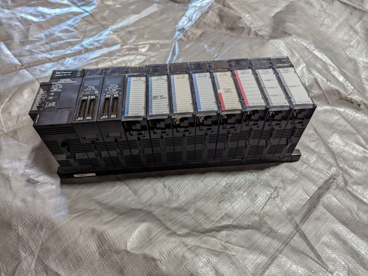 Alimentation 24VDC 30W GE Fanuc Series 90-30 IC693PWR331C - Occasion Fonctionnelle